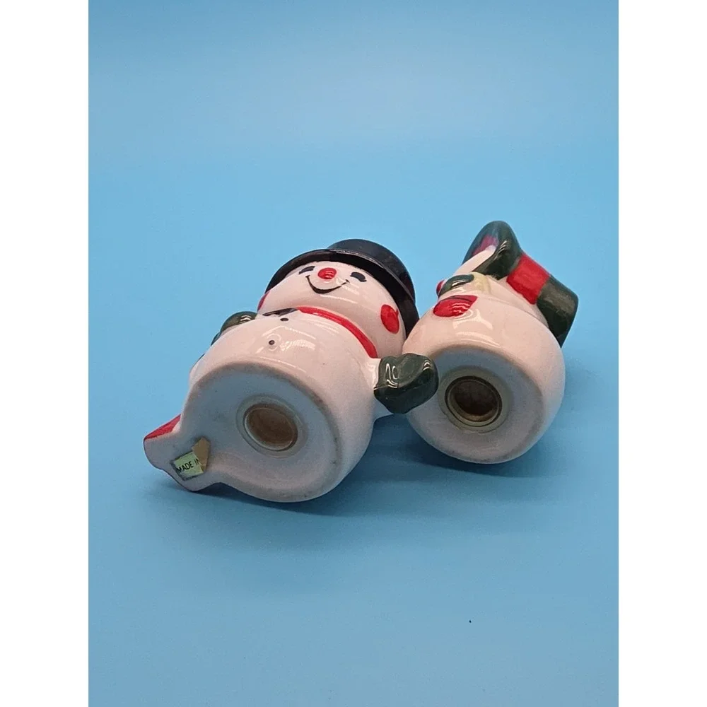 Vintage Hallmark Happy And Merry Salt And Pepper Shakers Merry Christmas